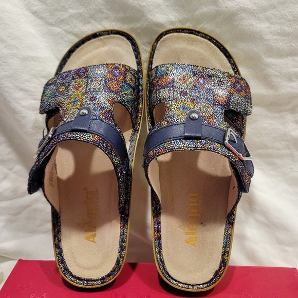 Alegria Peggy Aztec Dottie women's size 38 sandals - Picture 2 of 16